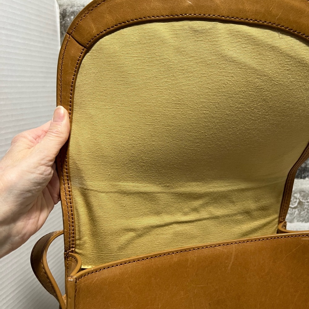 LL BEAN Tan Leather SADDLE BAG SHOULDER CROSSBODY Vintage - Picture 6 of 9